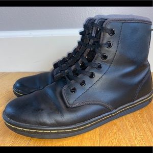 Dr Marten shoreditch Black Leather lace Up shoes